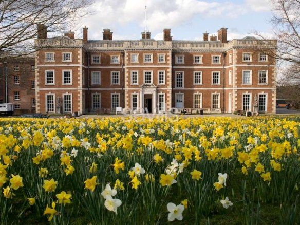 Trent Park - Mansion House Exterior