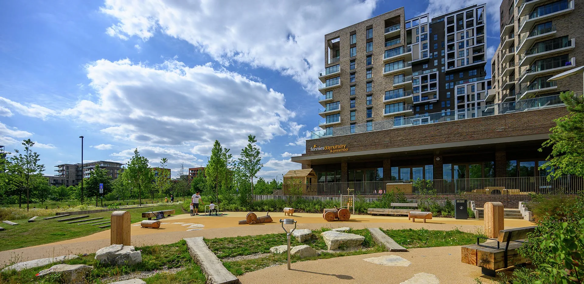 kidbrooke-village_our-community_image-1