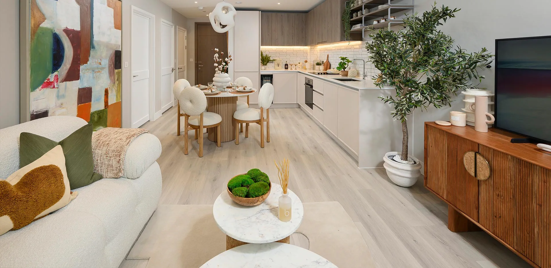 kidbrooke-village_waterlily-court_living-dining-kitchen-1_16-12-2024