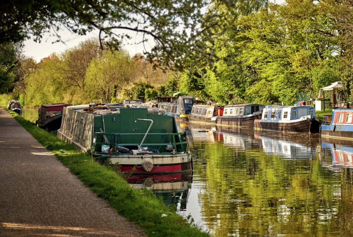 1 Bedroom Apartment for Sale Wembley London with Canal Living and High Growth Potential