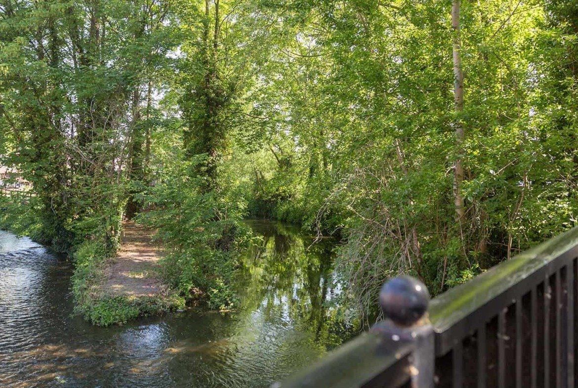 2 Bedroom Apartment for Sale Staines Surrey | Eden Grove