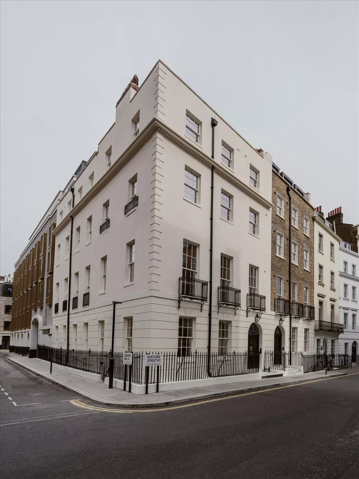 36 37 Hertford Street Residences Apartment 6 Mayfair Corner Elevation Stanhope Row First Floor Luxury Apartment