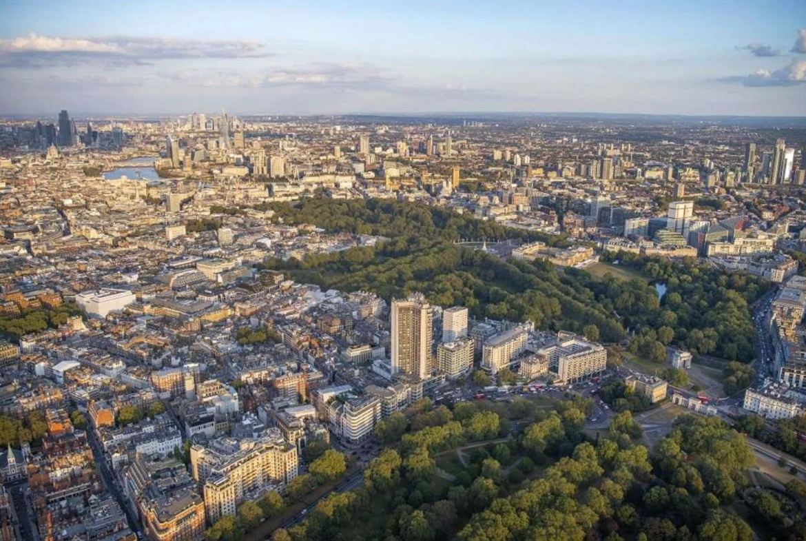 36 37 Hertford Street Residences Mayfair Aerial View Hyde Park Green Park Shepherd Market Location
