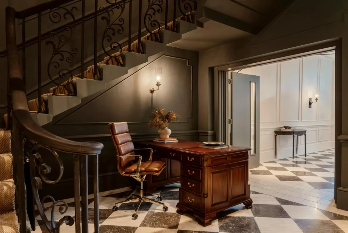 36 37 Hertford Street Residences Mayfair Hotel Concierge Staircase Lobby Wrought Iron Balustrade