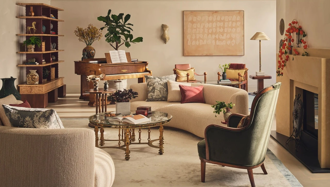 60 Curzon Mayfair Reception Room Grand Piano Curved Sofa Fireplace W1j