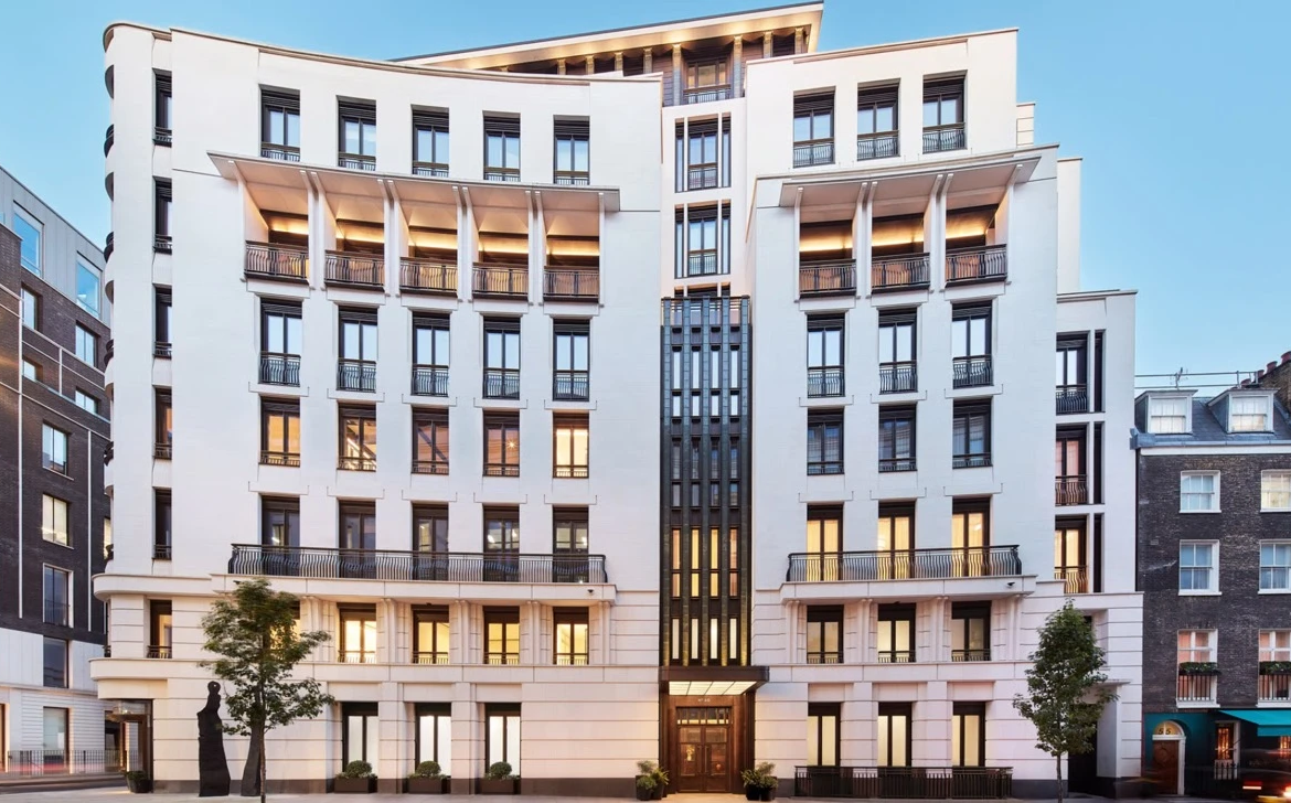 60 Curzon Street Mayfair Building Exterior Dusk Art Deco Architecture