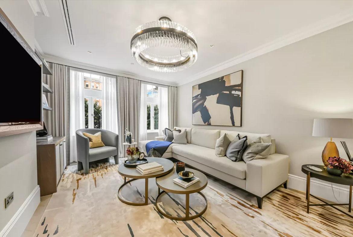 Allen House Kensington W8 Ground Floor Apartment Living Room Crystal Chandelier Cream Sofa