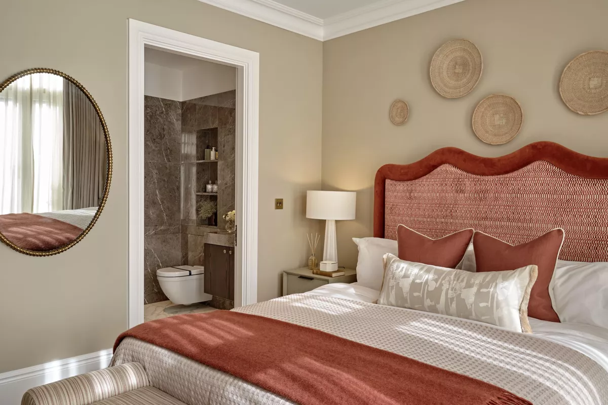 Allen House Kensington W8 London Bedroom En Suite Bathroom Modern Design Warm Tones Luxury Finish