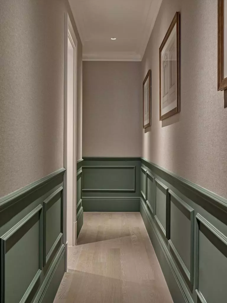 Allen House Kensington W8 London Guest Bedroom Neutral Interiors Sash Window