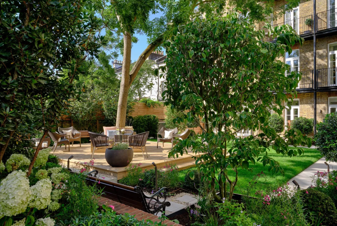 Allen House Kensington W8 London Landscaped Communal Garden Private Courtyard Seating Area Greenery Residents