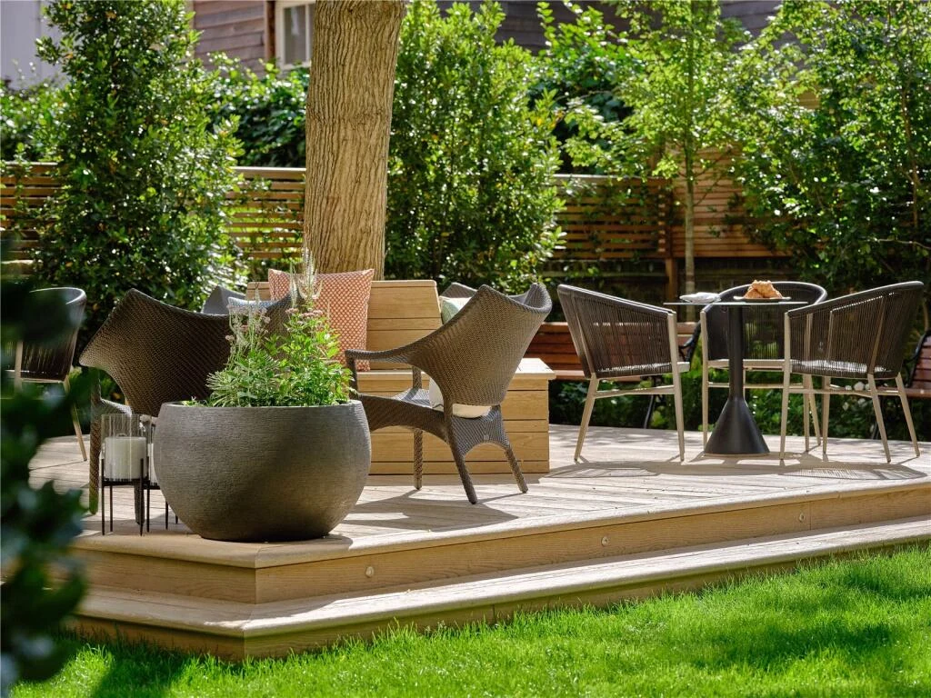 Allen House Kensington W8 Residents Communal Garden Timber Deck Outdoor Seating Landscaped Oasis