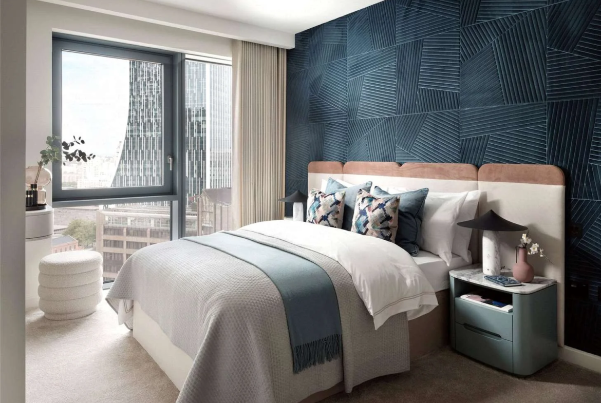 Aspen Canary Wharf London Primary Bedroom Feature Wall City View