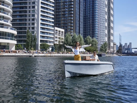 Aspen Consort Place Canary Wharf London E14 Waterfront Lifestyle Docklands