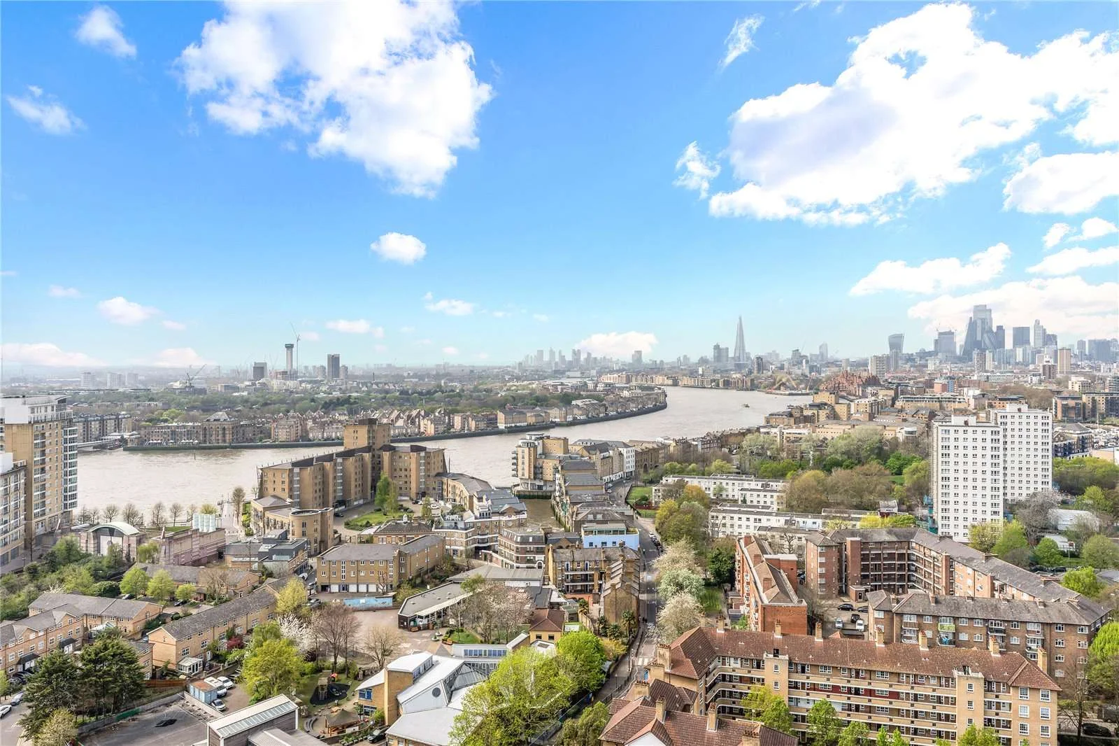 Canary Wharf E14 Vetro Penthouse Panoramic Thames River View Shard City London Skyline