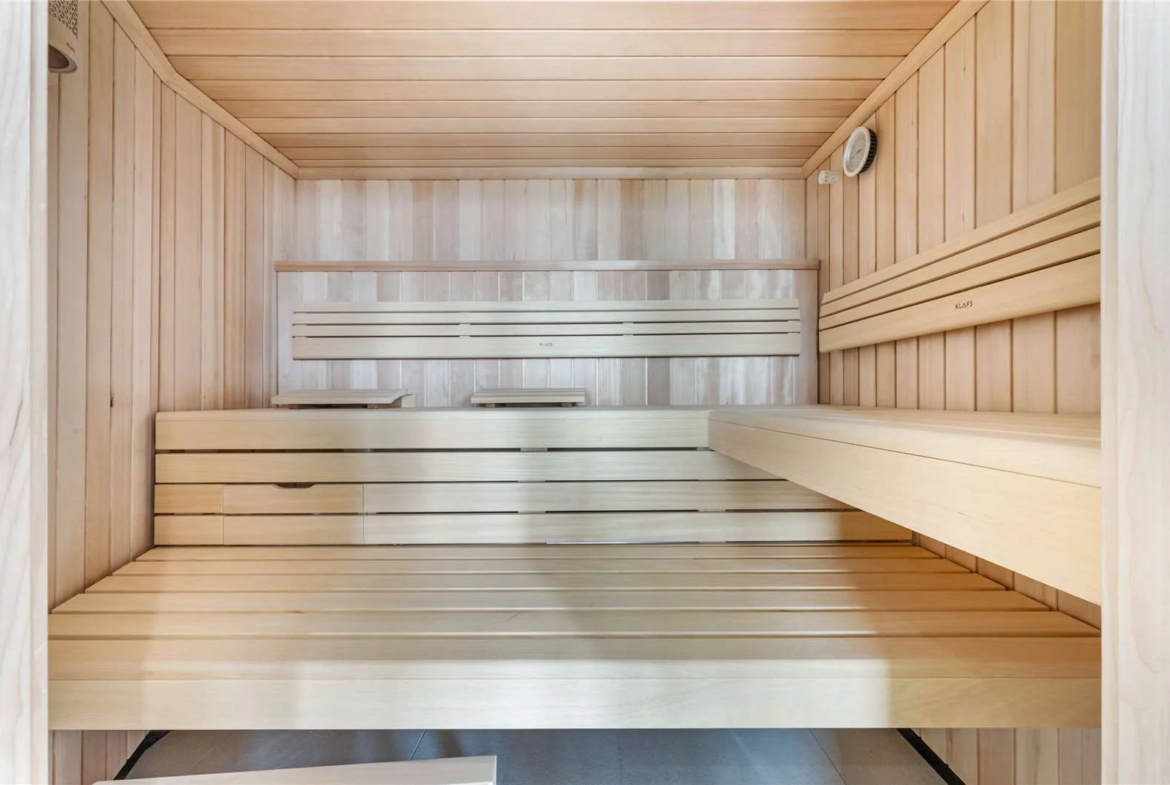 Canary Wharf E14 Vetro Penthouse Residents Sauna Timber Lined Klafs Wellness