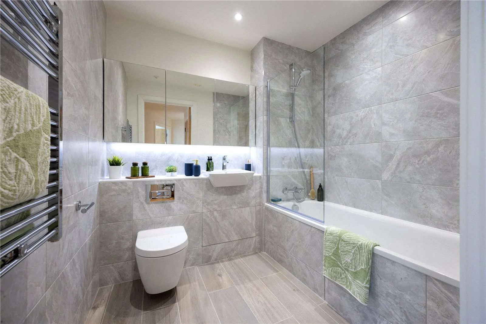 Cerulean Quarter Canning Town E16 Bathroom Bathtub Modern Finish