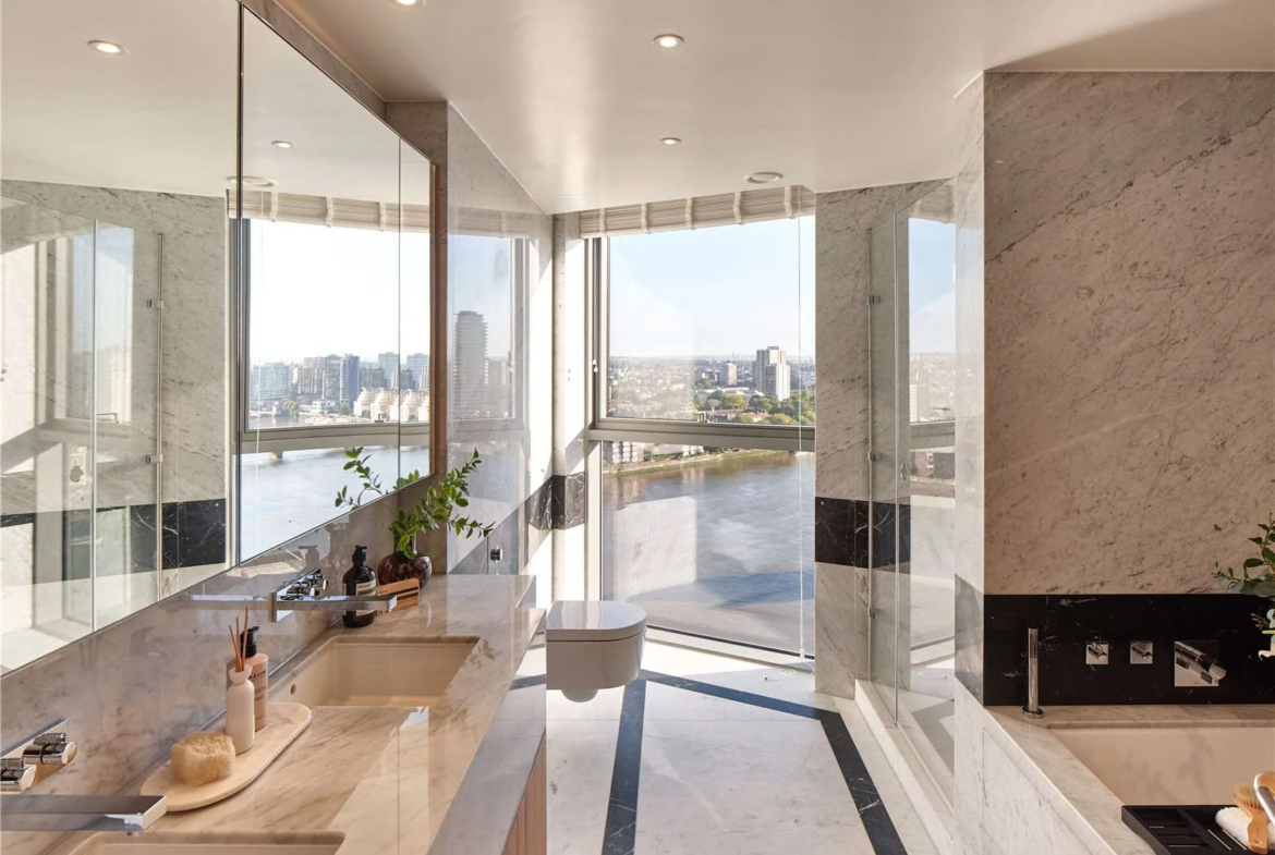 Chelsea Waterfront Sw10 Master Bathroom Carrara Marble Columns Black Bath Surround Floor Ceiling Thames View
