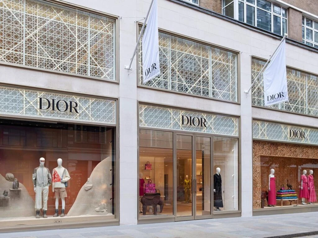 Chelsea Waterfront Sw10 Nearby Luxury Retail Dior Flagship Store Sloane Street Boutique