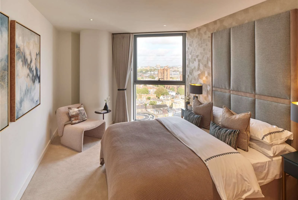 Chelsea Waterfront Sw10 Second Bedroom Grey Geometric Headboard Terracotta Cushions Chelsea Rooftop Views