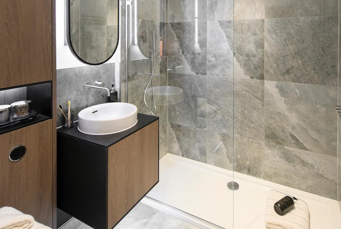 2 Bedroom Apartment for Sale Staines Surrey | Eden Grove