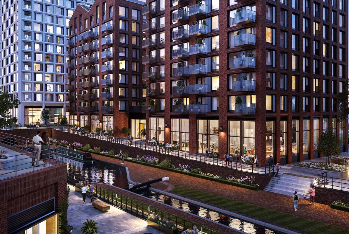 Glasswater Locks Birmingham Evening View