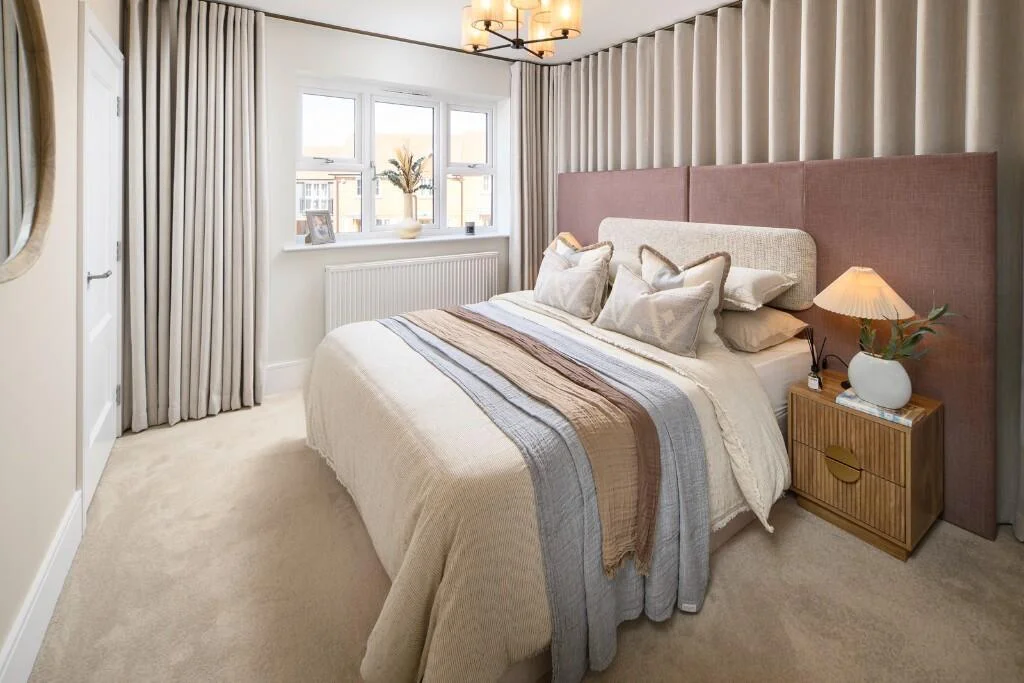 Hareshill Bedroom Modern Neutral