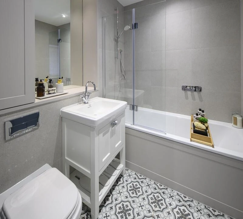 Hartland Village Fleet Bathroom Bathtub Shower