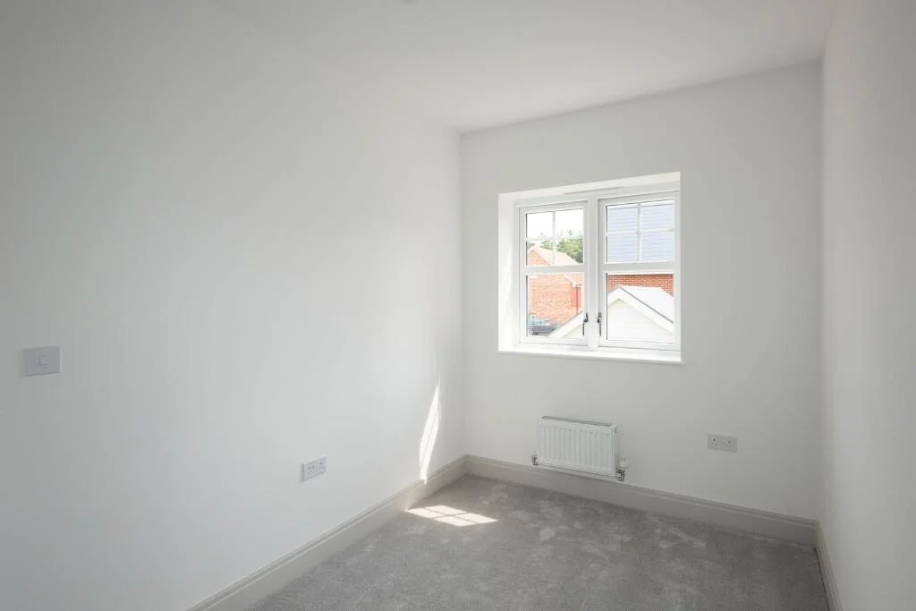 Hartland Village Fleet Bedroom Bright Window