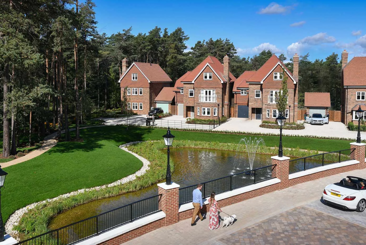 Hartland Village Fleet Lake Houses Aerial