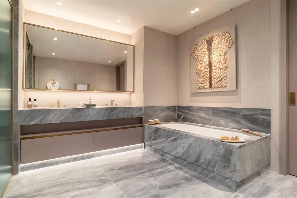 Holland Park Gate Kensington High St London Primary Bedroom