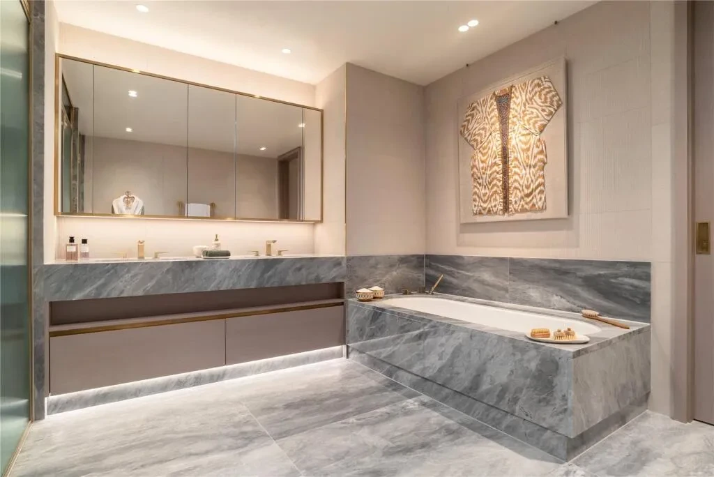 Holland Park Gate Kensington London Marble Bathroom