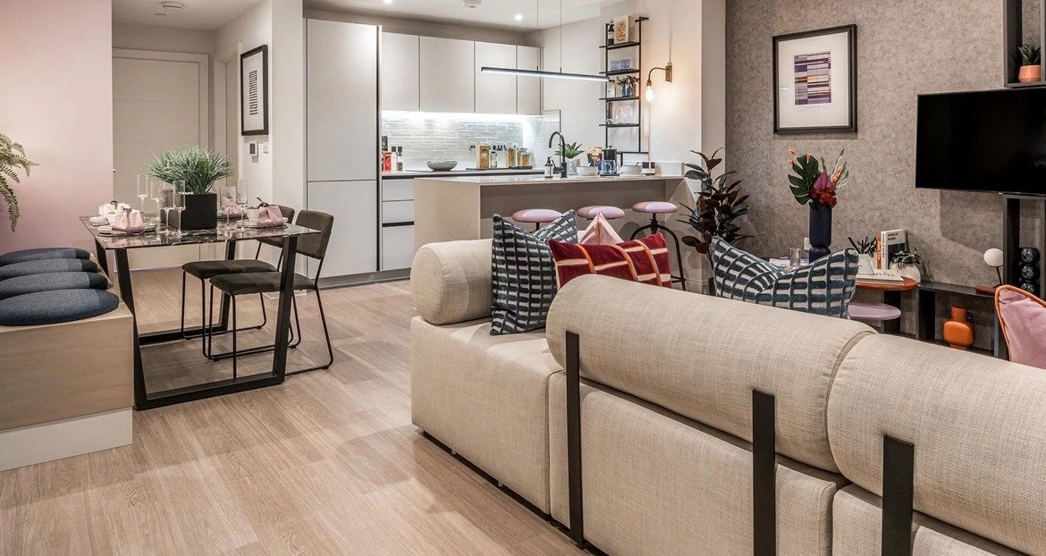 2 Bedroom Apartment for Sale Slough Berkshire | Horlicks Quarter