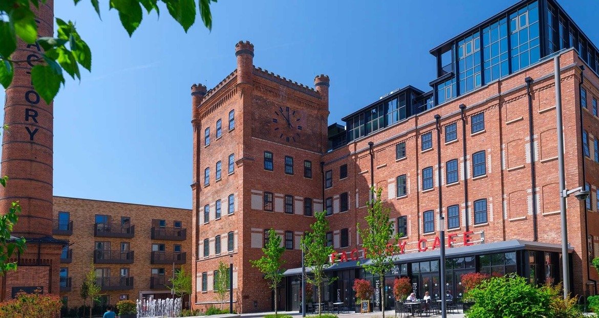 2 Bedroom Apartment for Sale Slough Berkshire | Horlicks Quarter