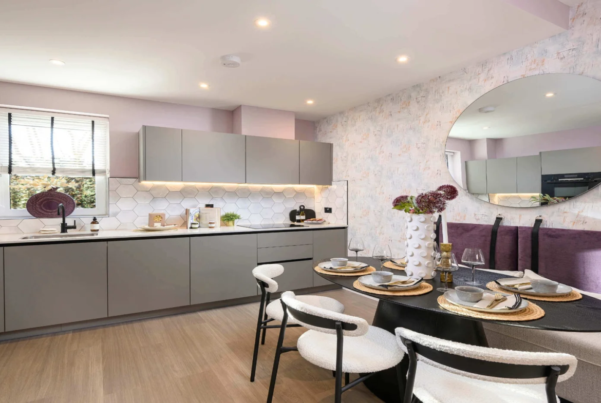 Townhouse for Sale Slough Berkshire | Horlicks Quarter