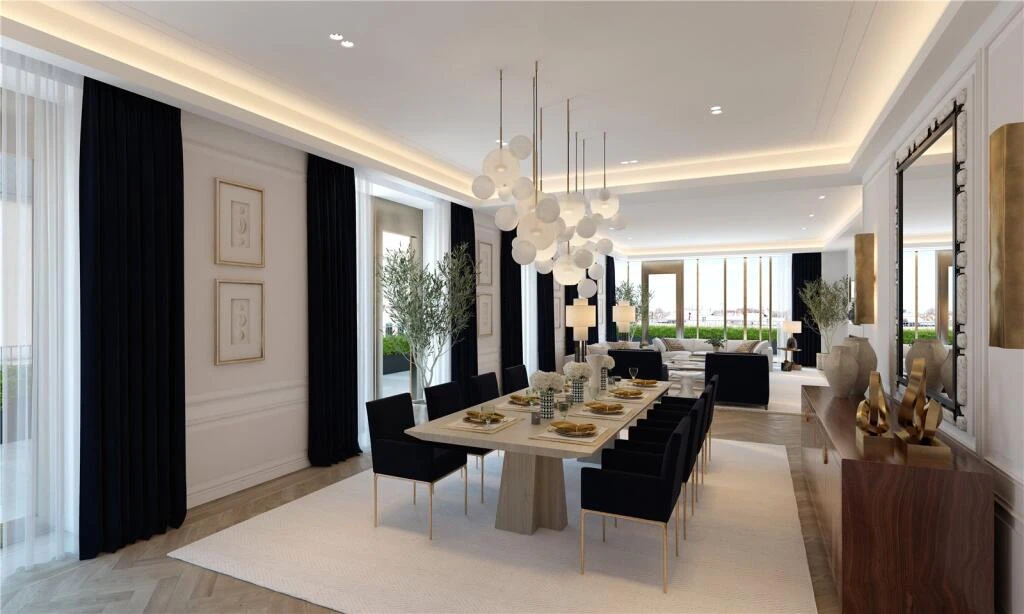 Kensington High St London Dining Area