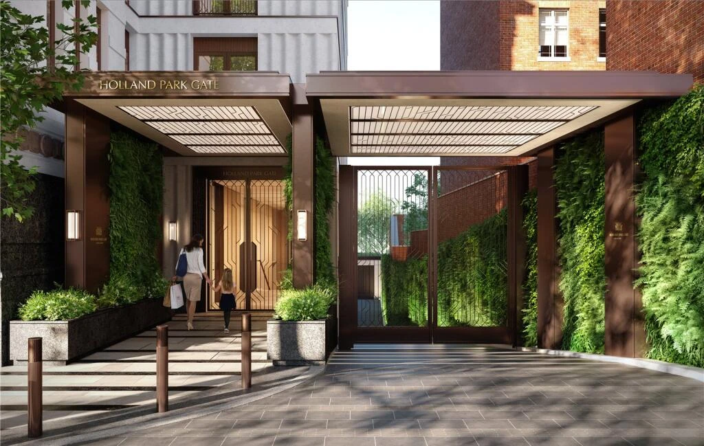 Kensington High St London Entrance