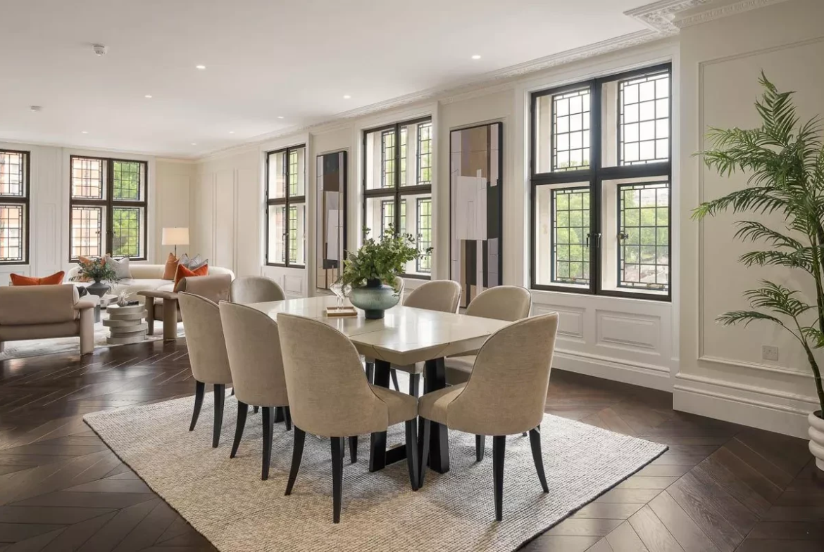 Knightsbridge Gate 55 Knightsbridge Dining Room Leaded Windows Palm