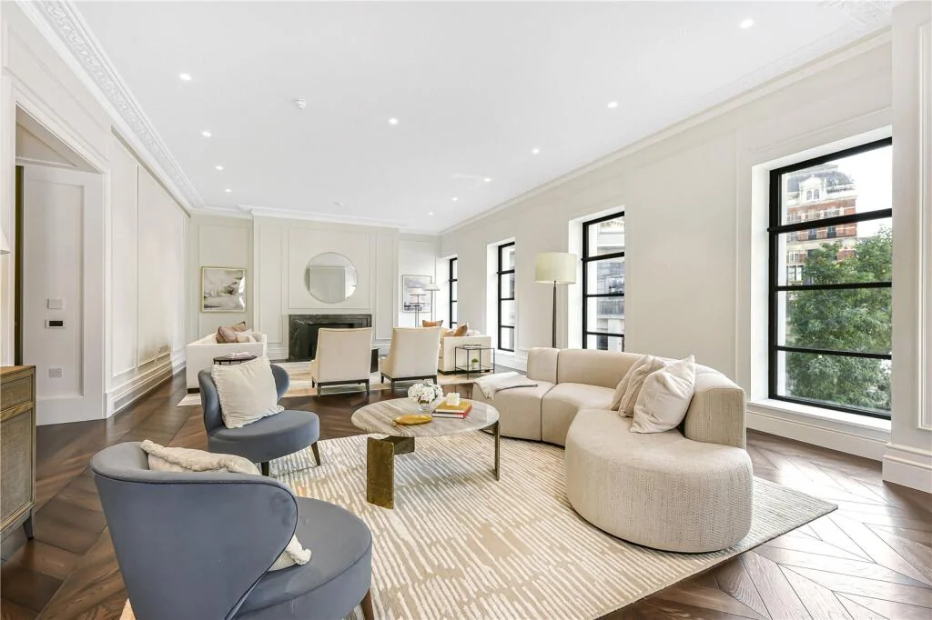 Knightsbridge Gate Apartment 1 Reception Room Curved Sofa Parquet Floor London