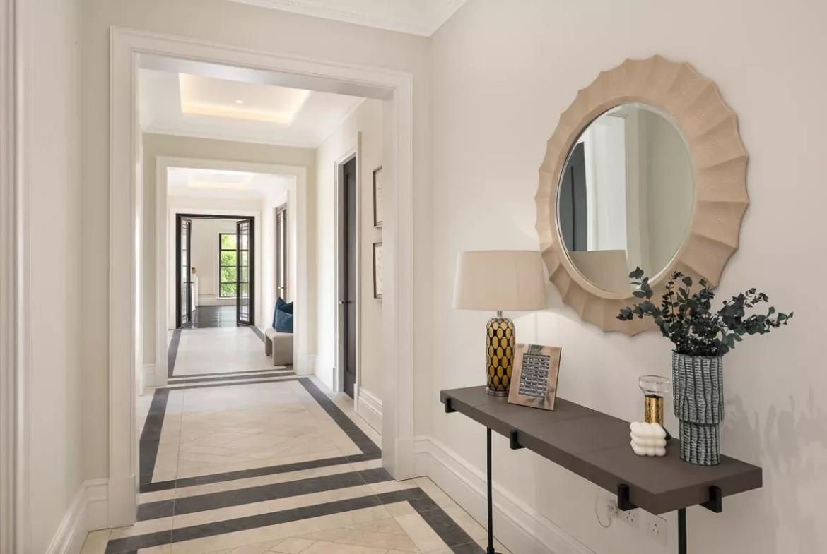 Knightsbridge Gate Apartment Entrance Hallway Marble Flooring