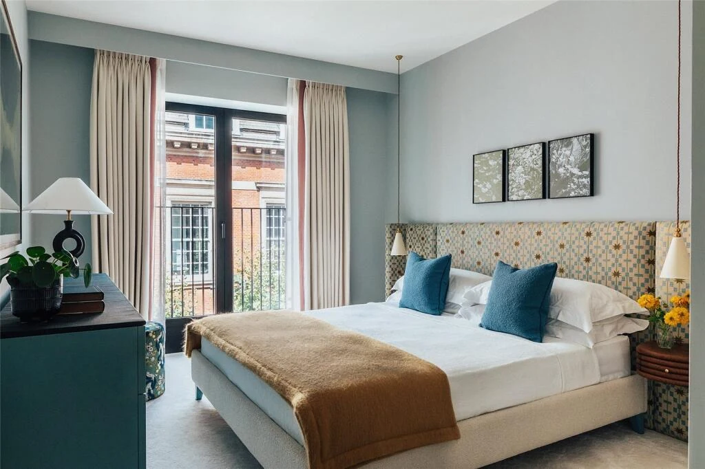 Lancer Square Kensington Bedroom Three