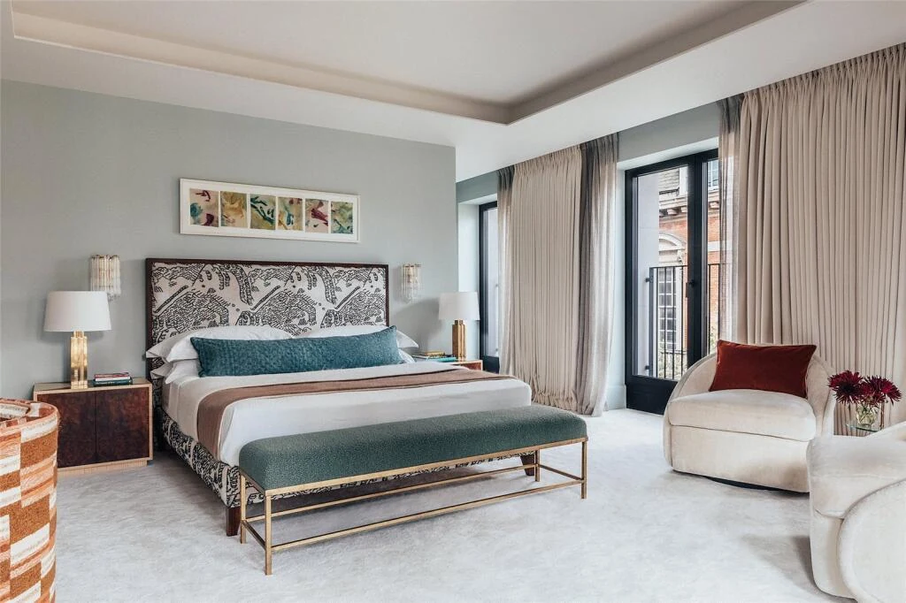 Lancer Square Kensington Principal Bedroom