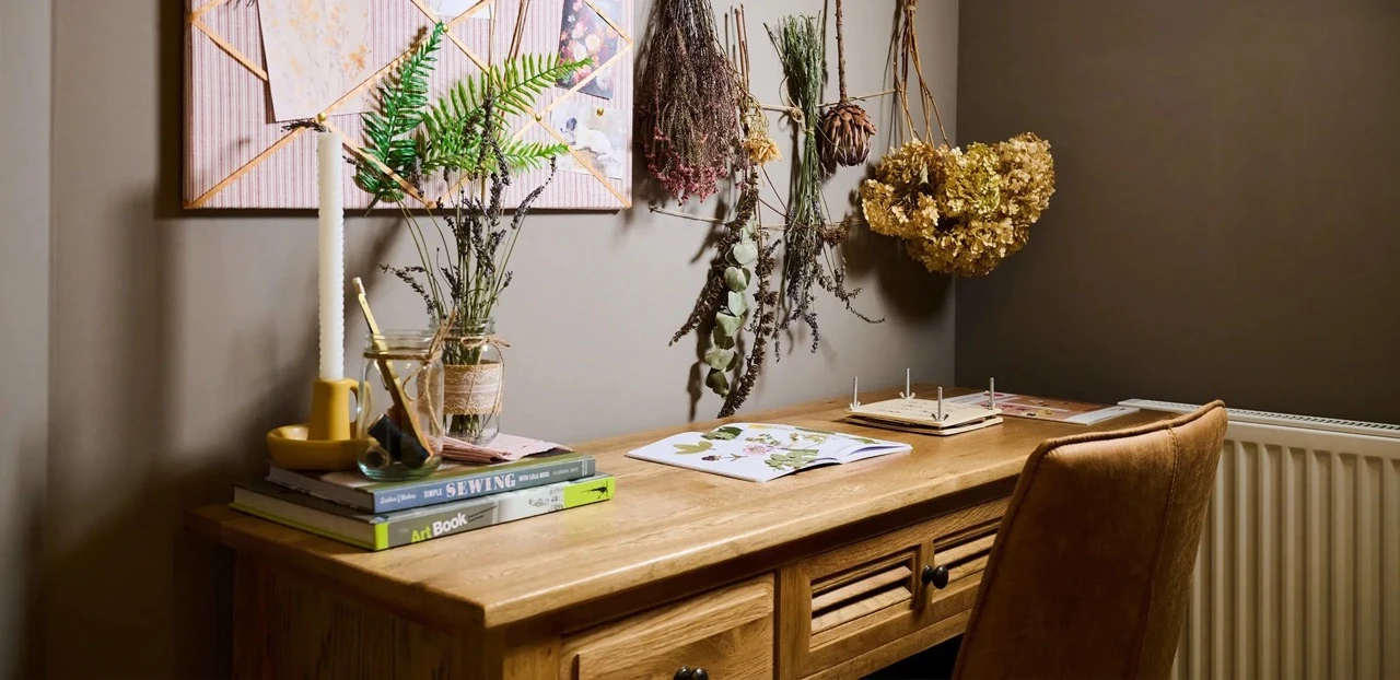 Leighwood Fields Cranleigh Home Office Desk