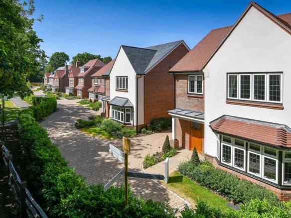 Leighwood Fields Cranleigh Build Houses Street View