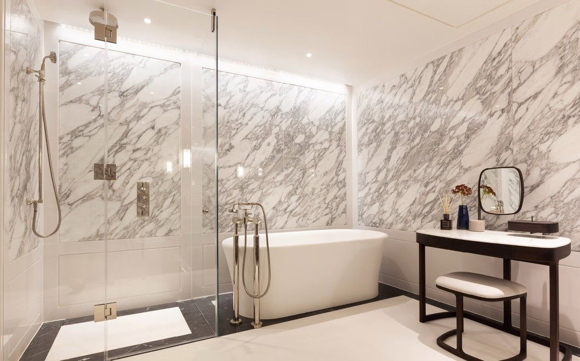 London Chelsea Barracks Bathroom Marble Luxury