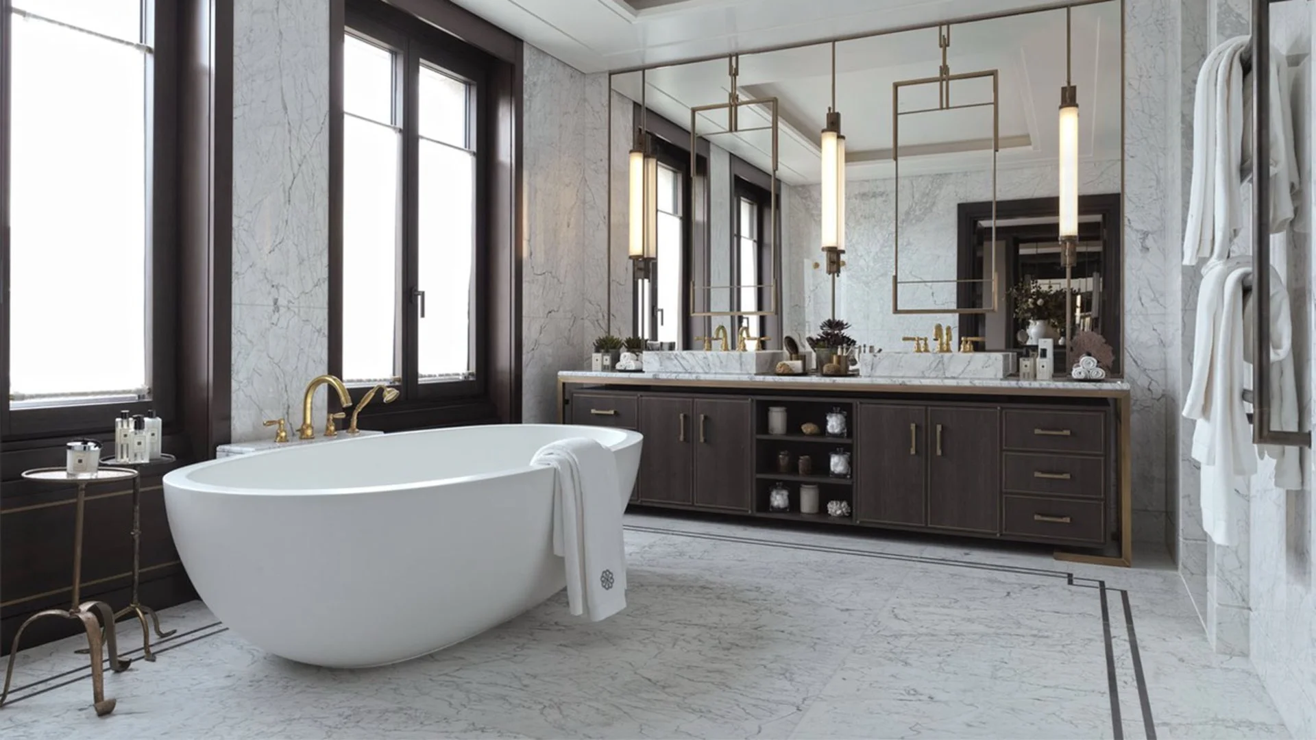 London Chelsea Barracks Luxury Bathroom Freestanding Bathtub