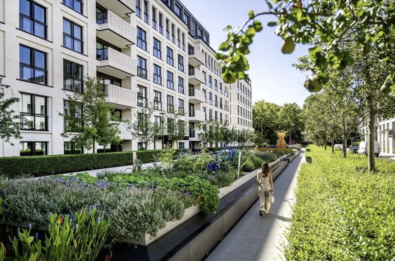 London Chelsea Barracks Modern Apartments Exterior