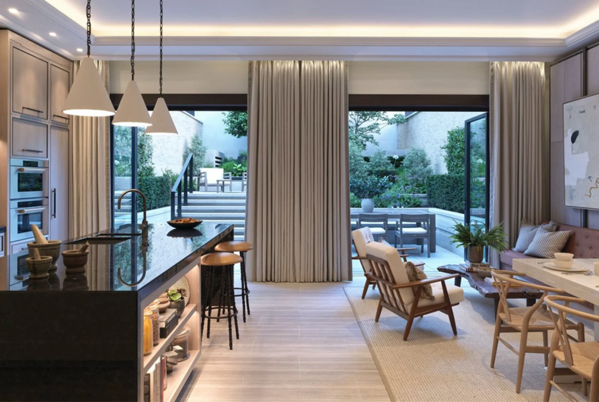 London Chelsea Barracks Modern Kitchen Island Design