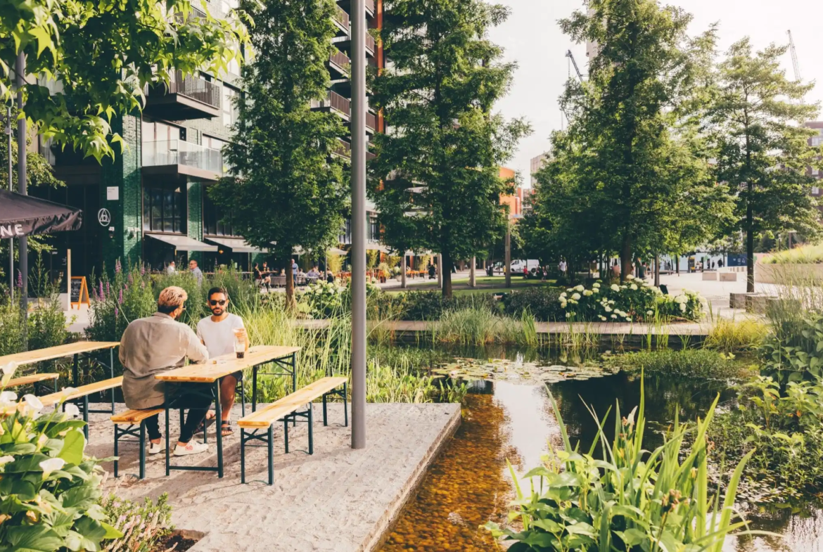 London Square Nine Elms Landscaped Gardens Urban Living