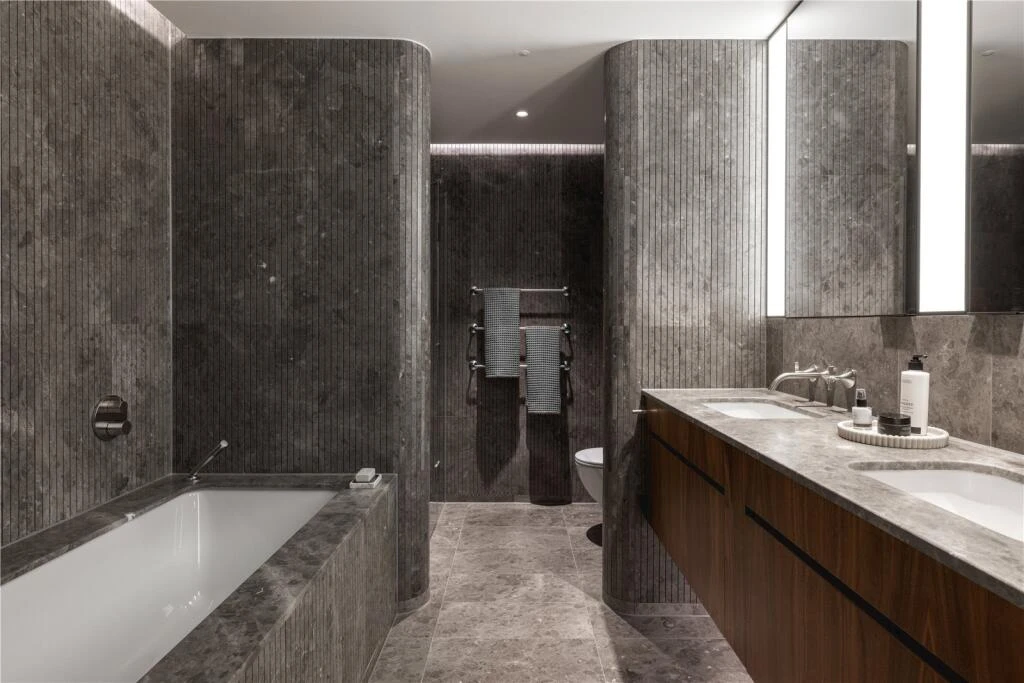 Marylebone Square London Bathroom