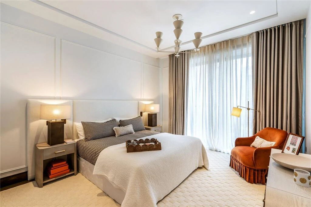 No1 Grosvenor Square Mayfair Principal Bedroom